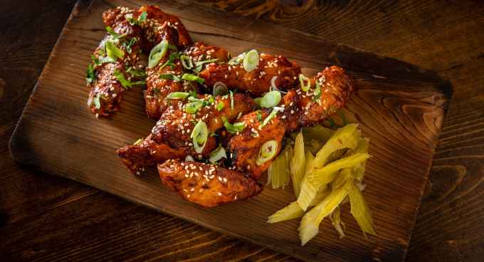 SPICY WINGS