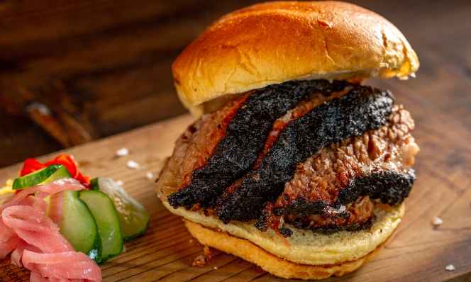 BRISKET SANDWICH