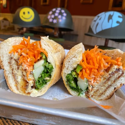 Fried Crabcake Sandwich