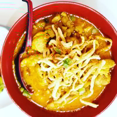 Kow Soi Chicken