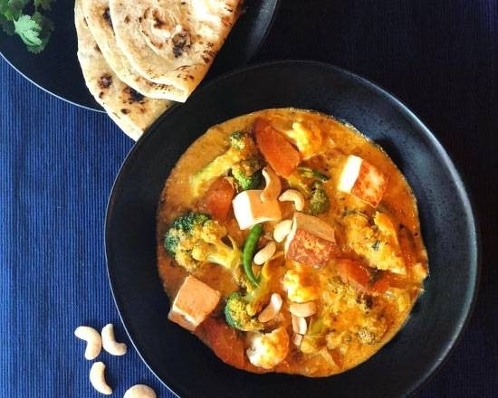 Vegetable korma (CURRIES)
