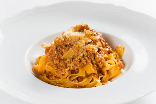 Fettuccine Alla Bolognese (Lunch/Dinner)