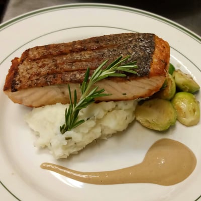 Pan Roasted Atlantic Salmon (Lunch/Dinner)
