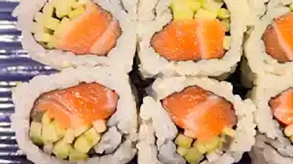 Salmon Cucumber Roll