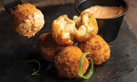 MAC & CHEESE FRITTERS