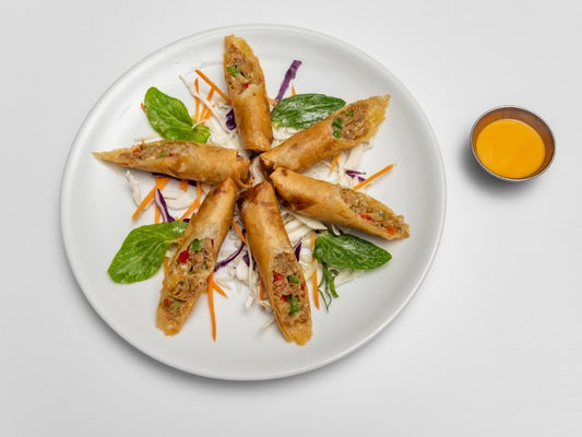 Chopped Cheese Spring Roll 切碎的奶酪春卷